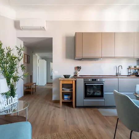 Apartamento Luminoso Bilocale A Studi *
